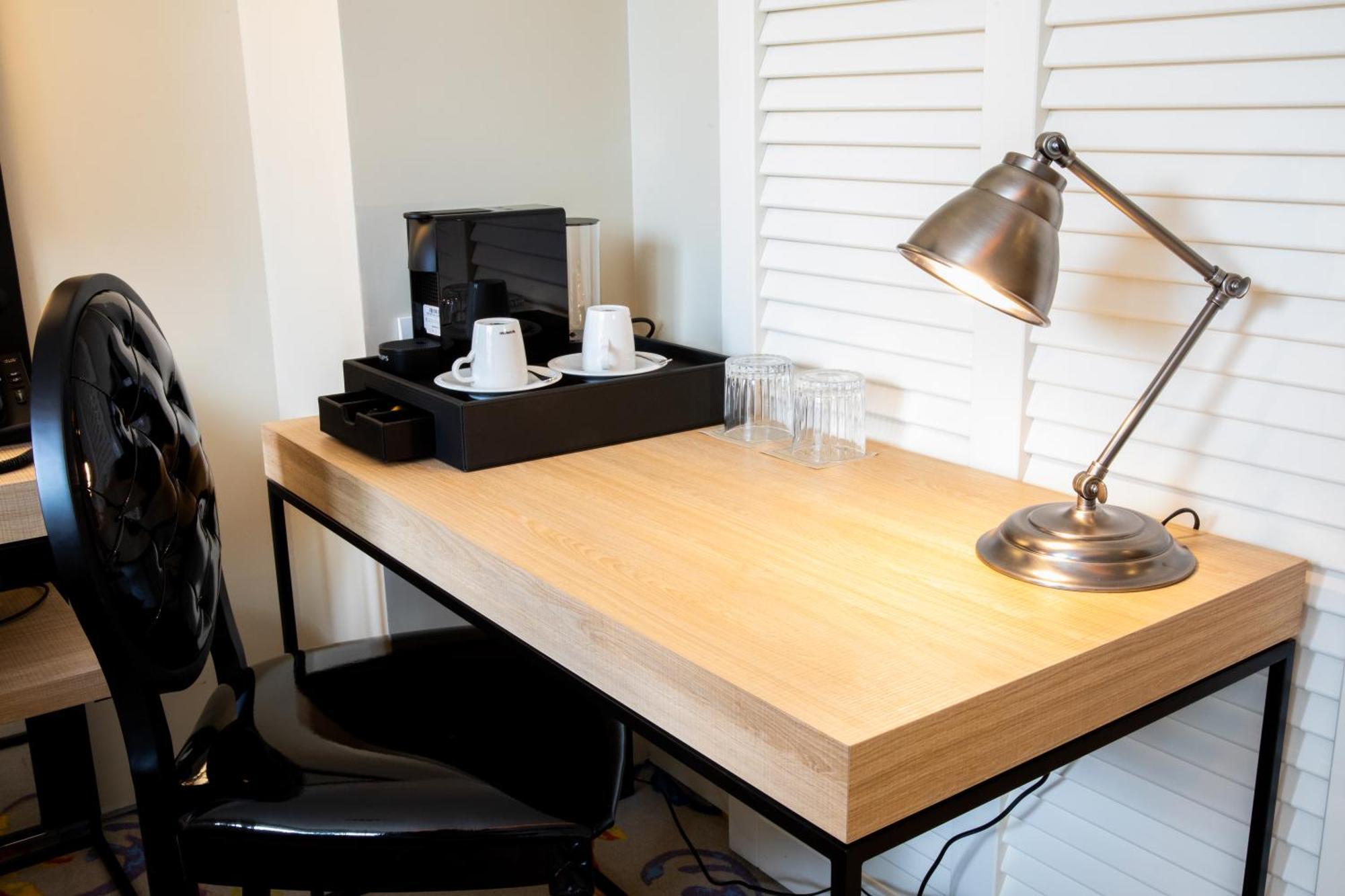 Classic Room,1660340789:JPEG